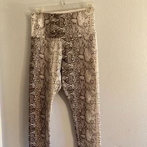 LAST DAY! Lysse Snake Skin Leggings